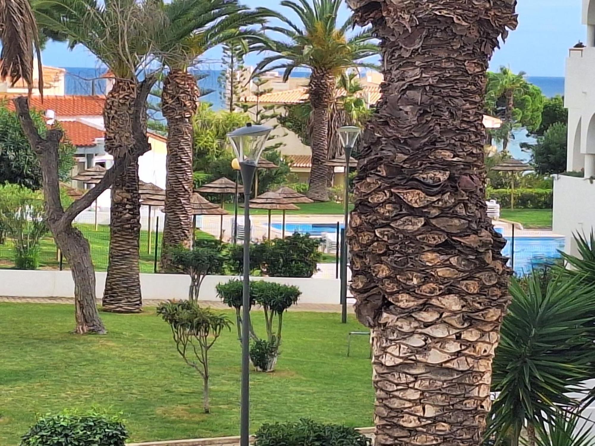 Palmeira Sol- 2 Bedrooms 300M From The Beach Ocean View Porches  Buitenkant foto